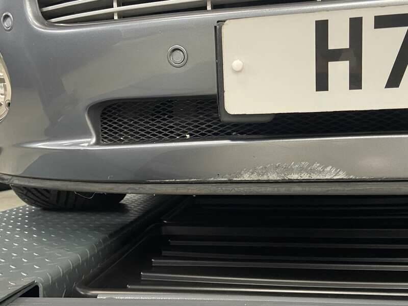 Image 9/50 of Aston Martin V12 Vanquish (2003)