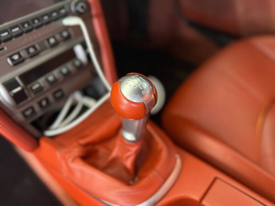 Imagen 11/18 de Porsche 911 Turbo (2007)