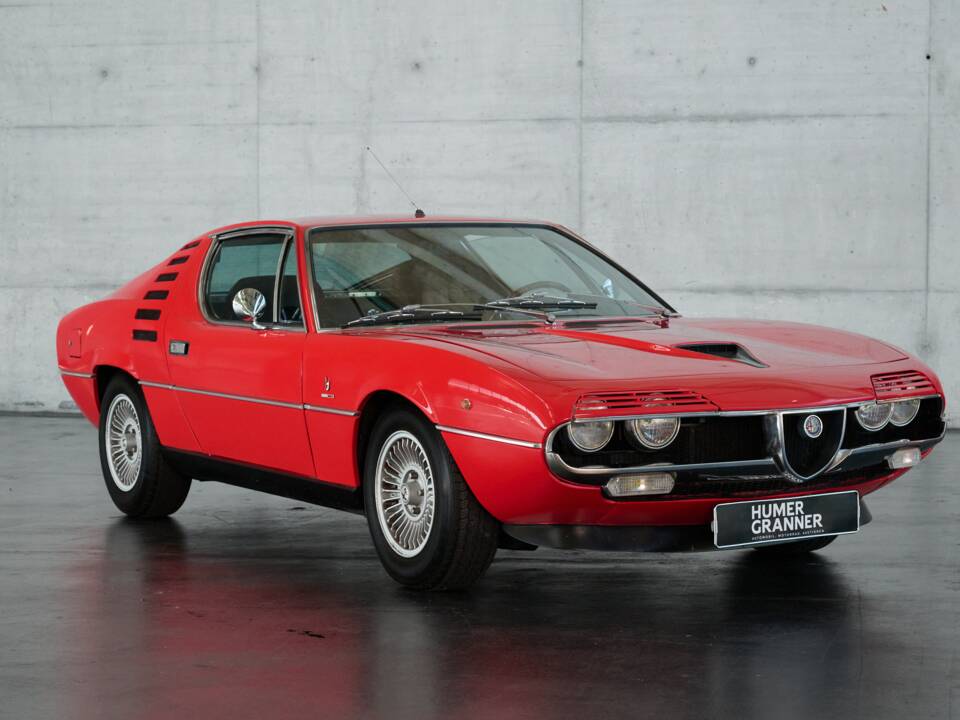 Image 22/50 of Alfa Romeo Montreal (1973)