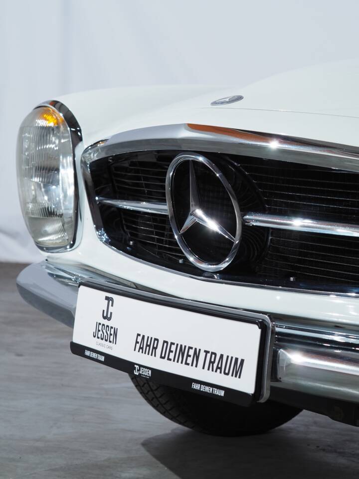 Afbeelding 9/57 van Mercedes-Benz 280 SL (1969)