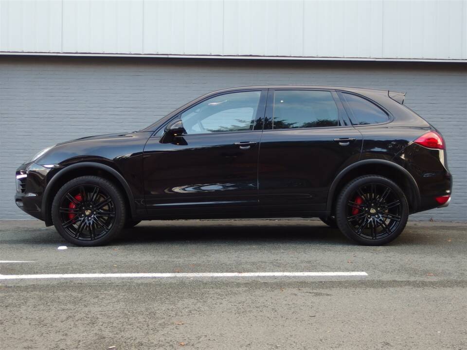Imagen 5/97 de Porsche Cayenne Turbo (2011)