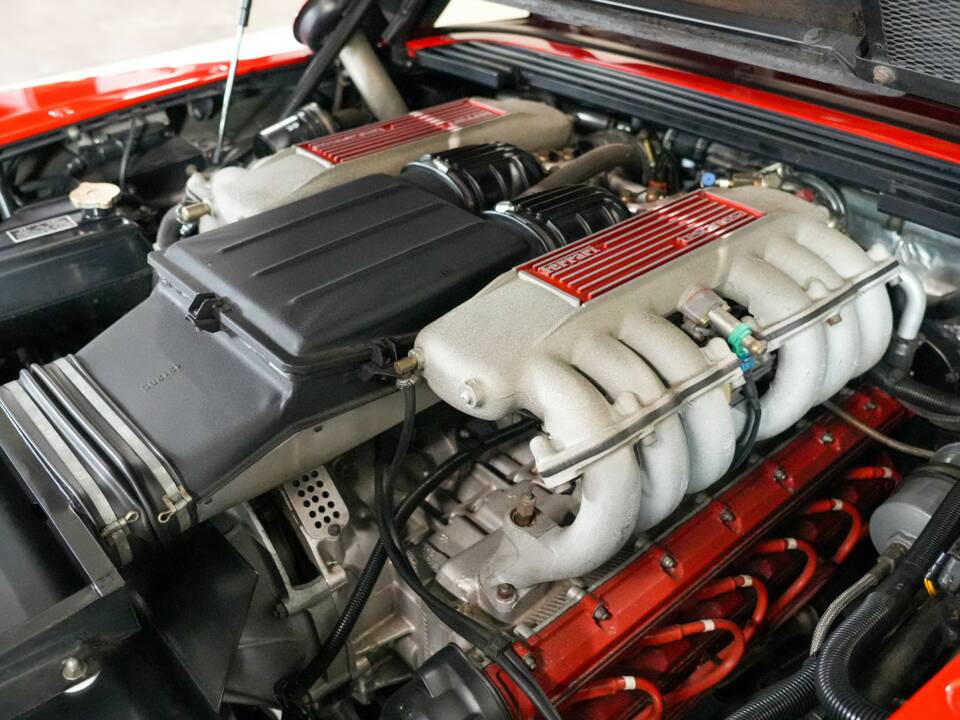 Bild 41/50 von Ferrari Testarossa (1990)