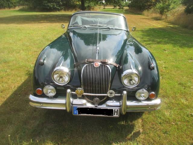 Image 2/8 of Jaguar XK 150 3.8 SE DHC (1957)