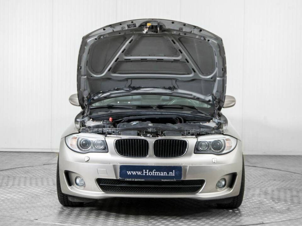 Immagine 40/50 di BMW 125i (2011)