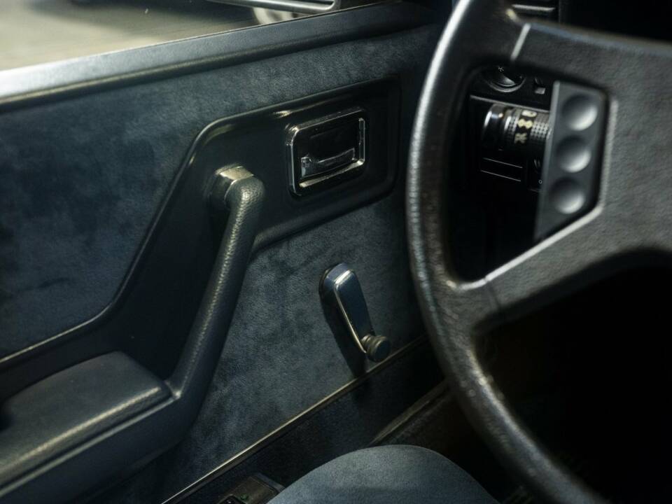 Bild 14/15 von Opel Monza 3,0 E (1983)