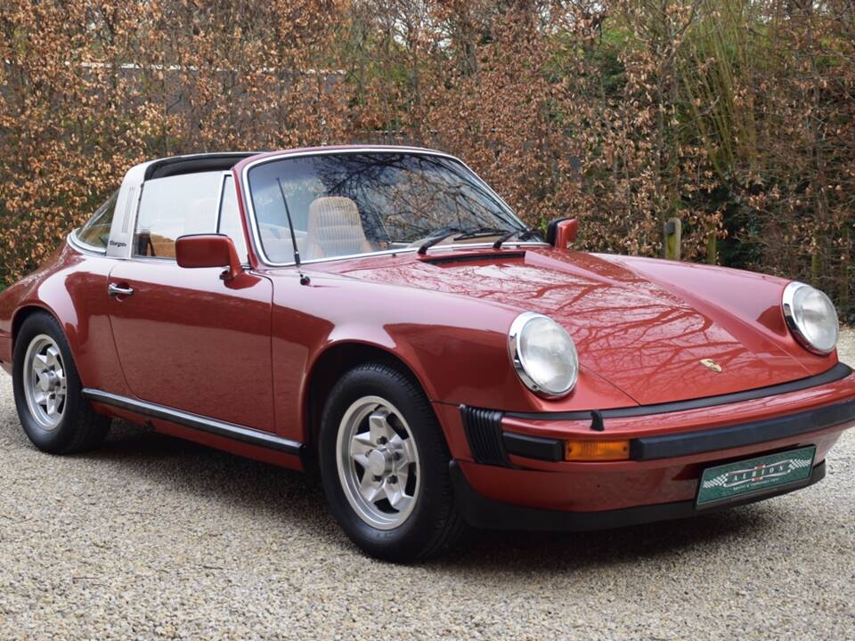 Immagine 1/42 di Porsche 911 2.7 (1977)