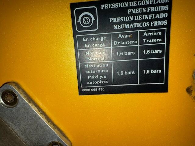 Image 26/26 of Renault Sport Spider (1997)