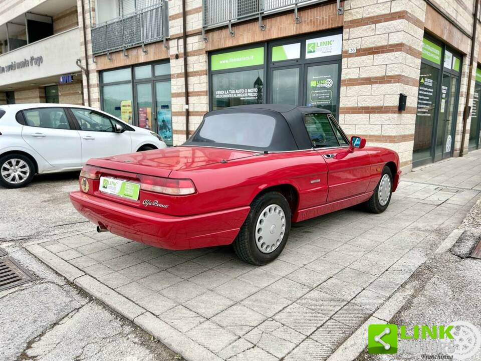 Immagine 6/10 di Alfa Romeo 1.6 Spider (1991)