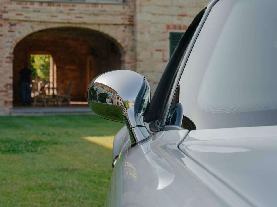 Image 58/185 of BMW Z8 (2001)