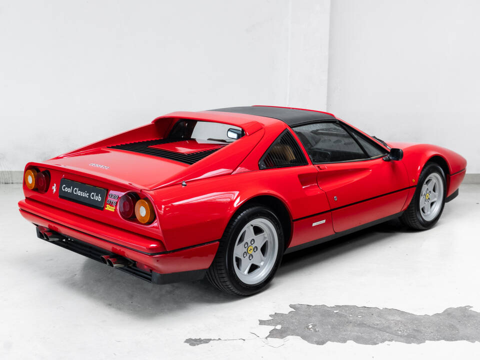 Bild 5/38 von Ferrari 328 GTS (1987)