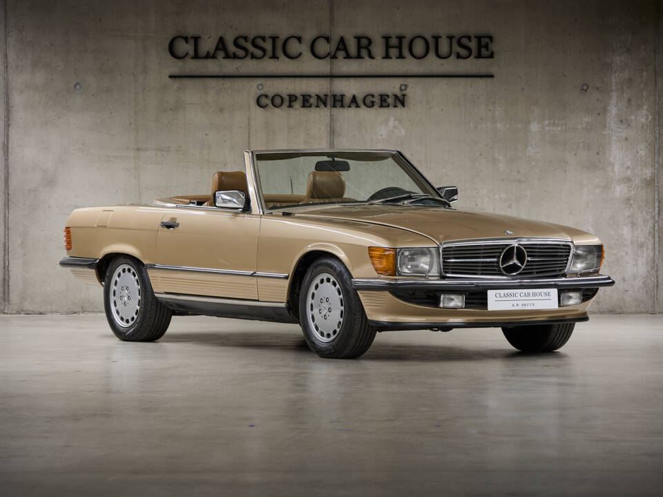 Image 7/99 of Mercedes-Benz 300 SL (1987)