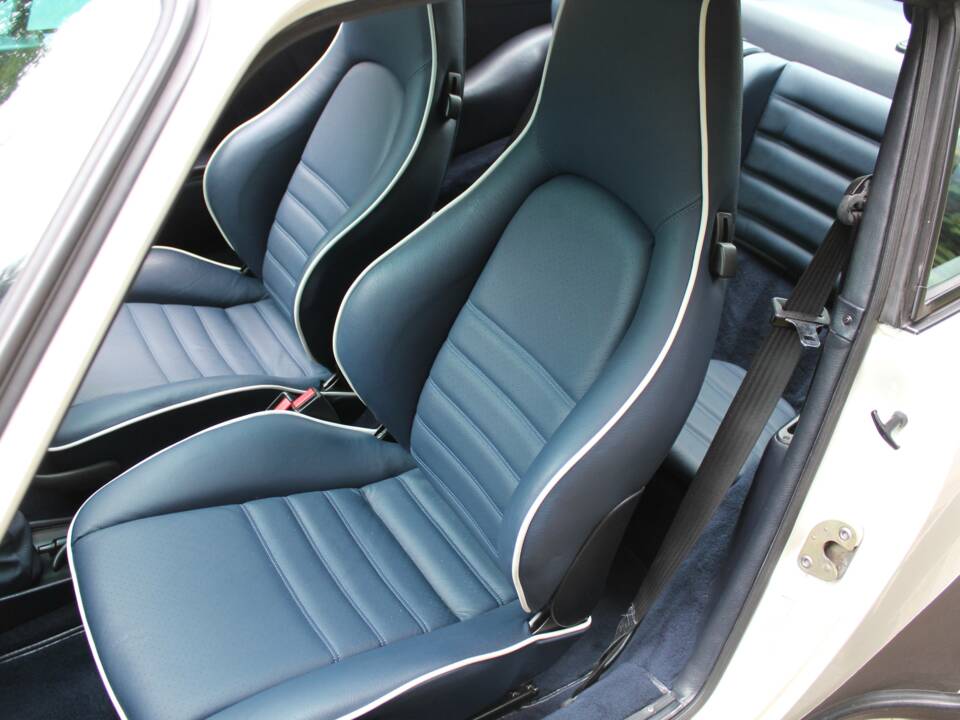 Bild 13/16 von Porsche 911 Turbo 3.3 (1988)