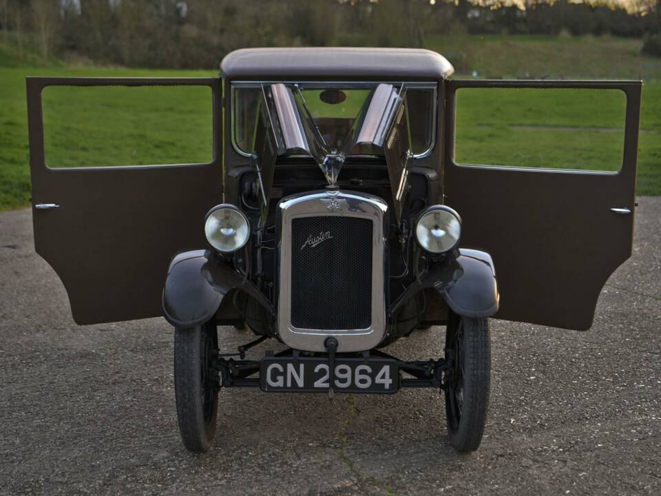 Image 19/50 of Austin 7 Saloon (1930)