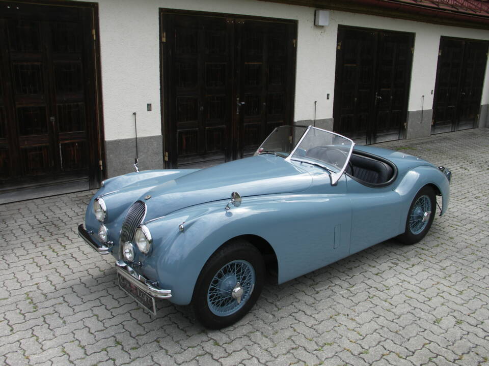 Immagine 47/54 di Jaguar XK 120 SE OTS (1953)