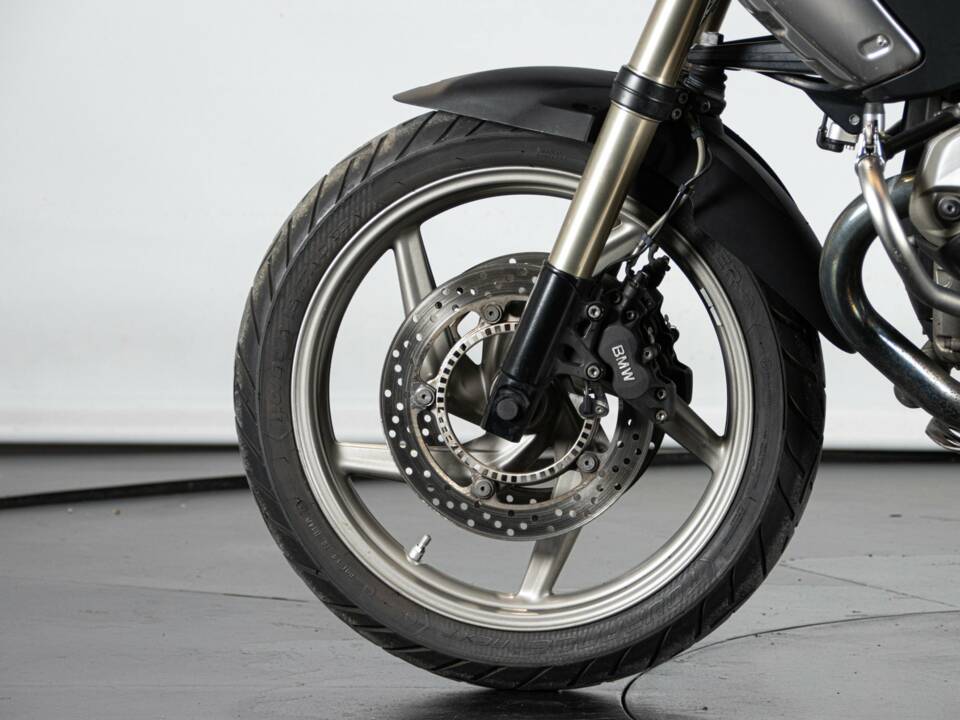 Image 14/50 of BMW DUMMY (2010)