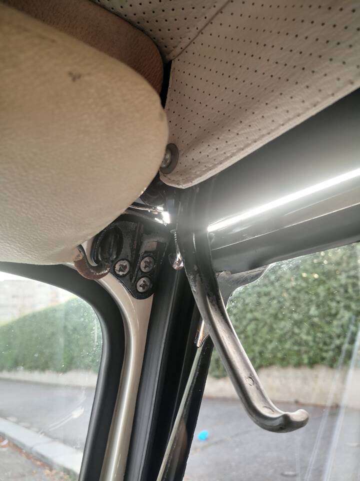 Bild 128/160 von Volkswagen Käfer 1300 (1971)