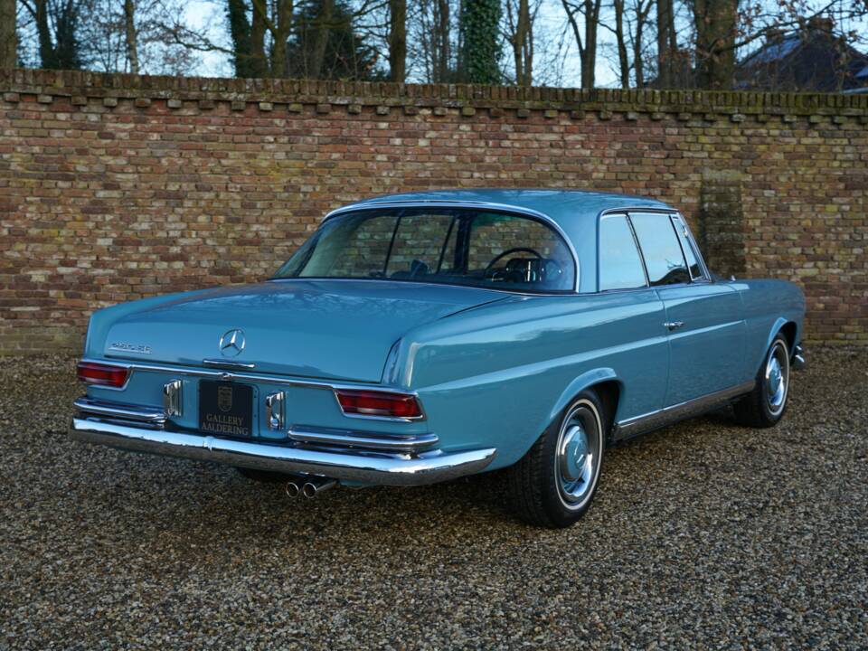 Bild 22/50 von Mercedes-Benz 250 SE (1967)