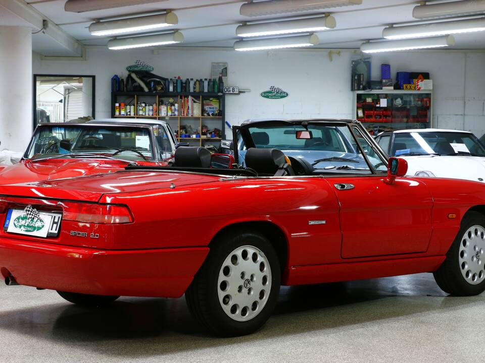 Bild 7/25 von Alfa Romeo 2.0 Spider (1993)