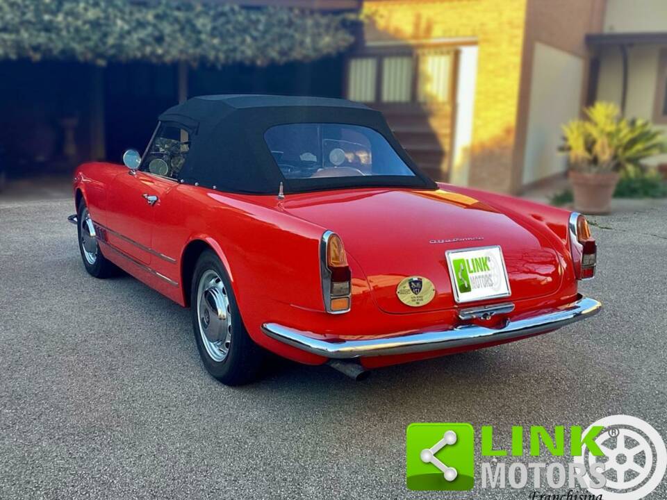 Image 5/10 of Alfa Romeo 2000 Spider (1960)