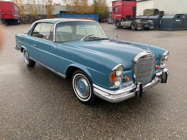 Image 1/8 of Mercedes-Benz 220 SE b (1962)
