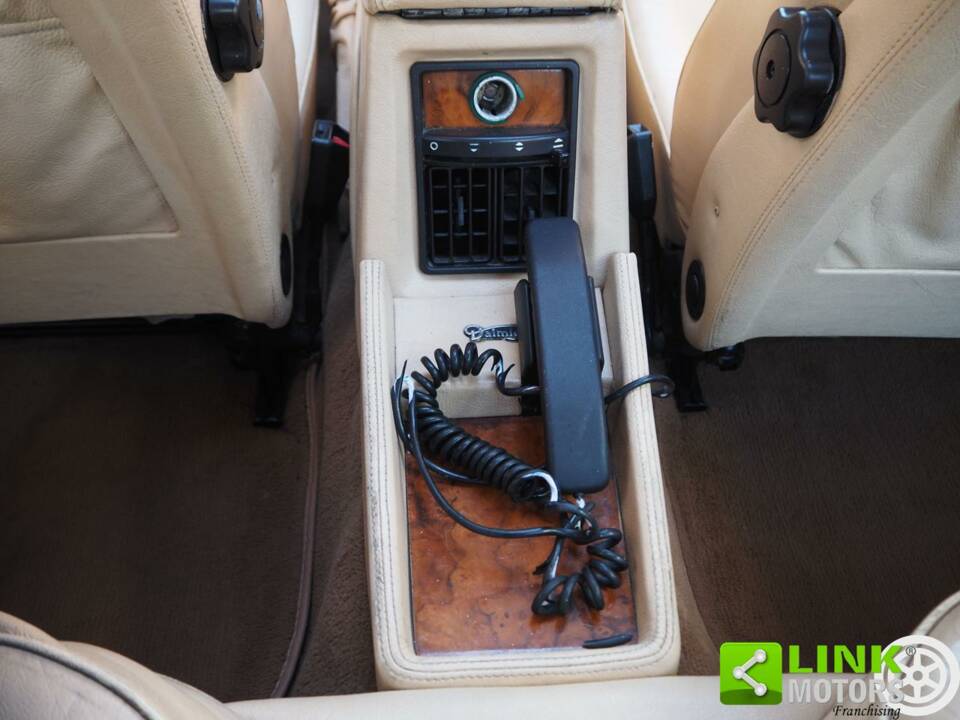Bild 48/50 von Jaguar Sovereign 3.6 (1988)