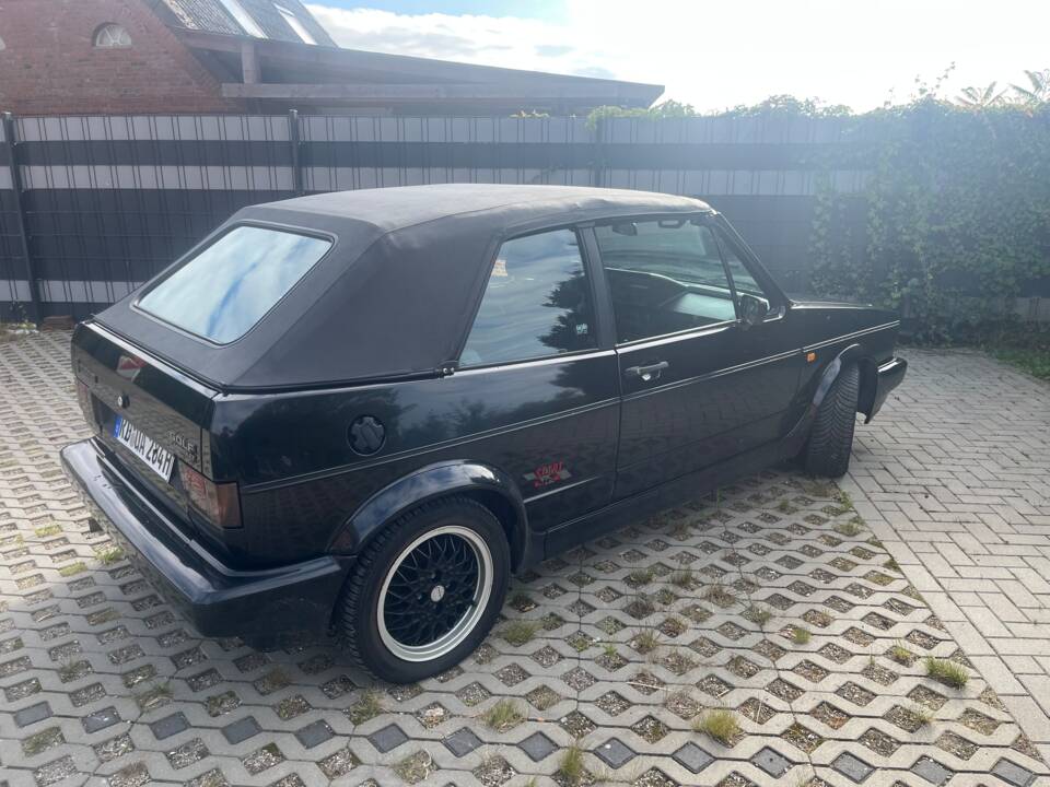 Image 21/78 de Volkswagen Golf Mk I Convertible 1.8 (1989)
