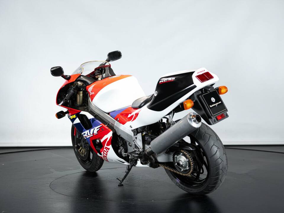 Image 2/39 of Honda DUMMY (1994)