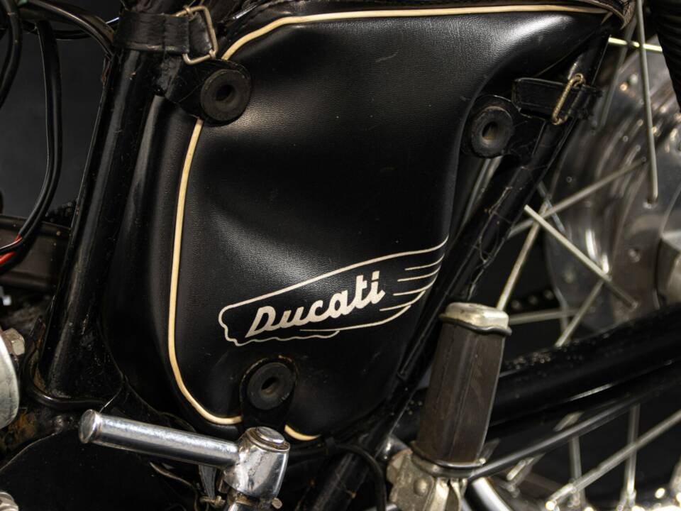 Bild 38/50 von Ducati 250 Scrambler (1971)