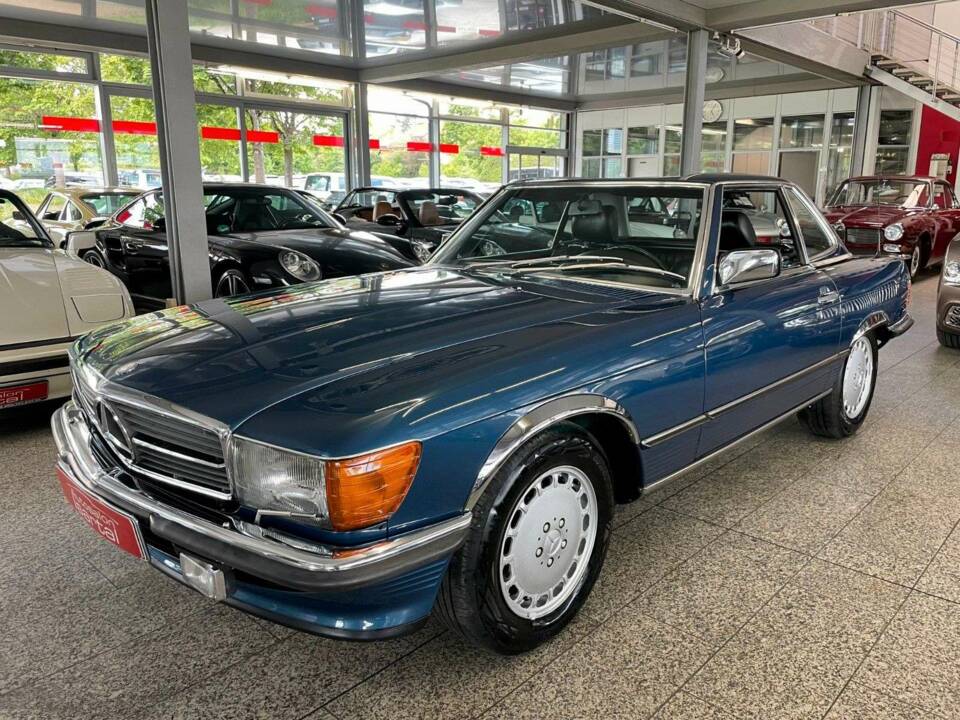 Image 1/19 of Mercedes-Benz 500 SL (1987)