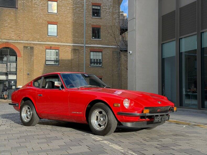Image 1/50 of Datsun 240 Z (1972)