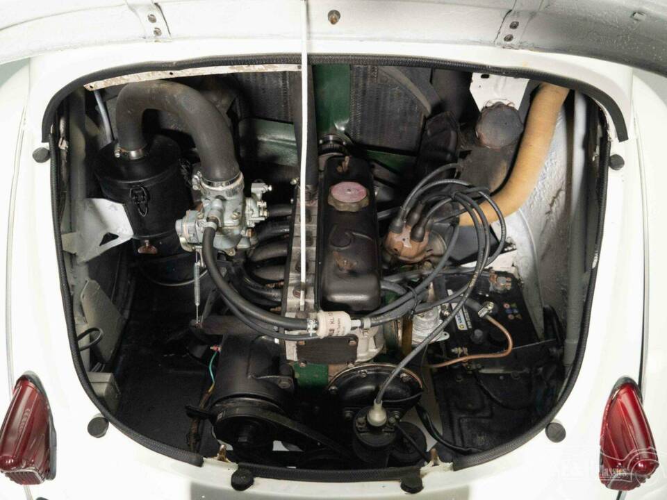 Immagine 3/19 di Renault 4 CV Decapotable (1952)