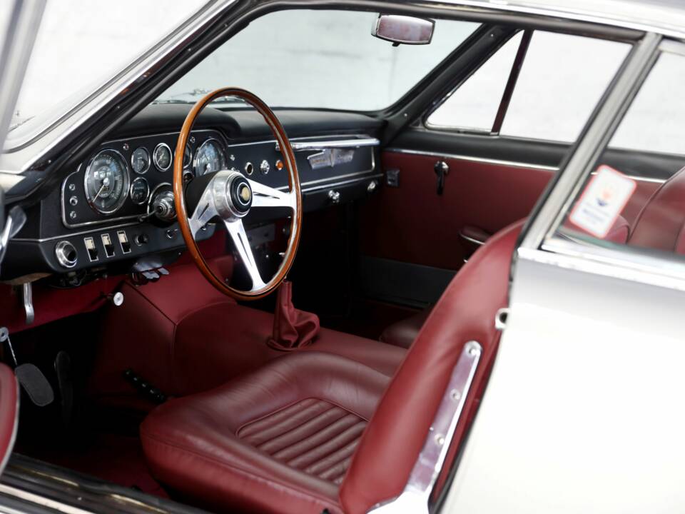 Bild 36/50 von Maserati 3500 GTI Sebring (1963)