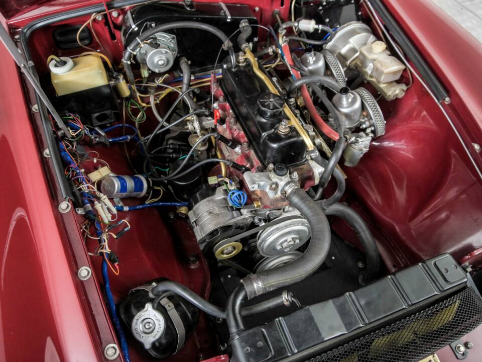 Image 37/50 de MG MGB (1979)