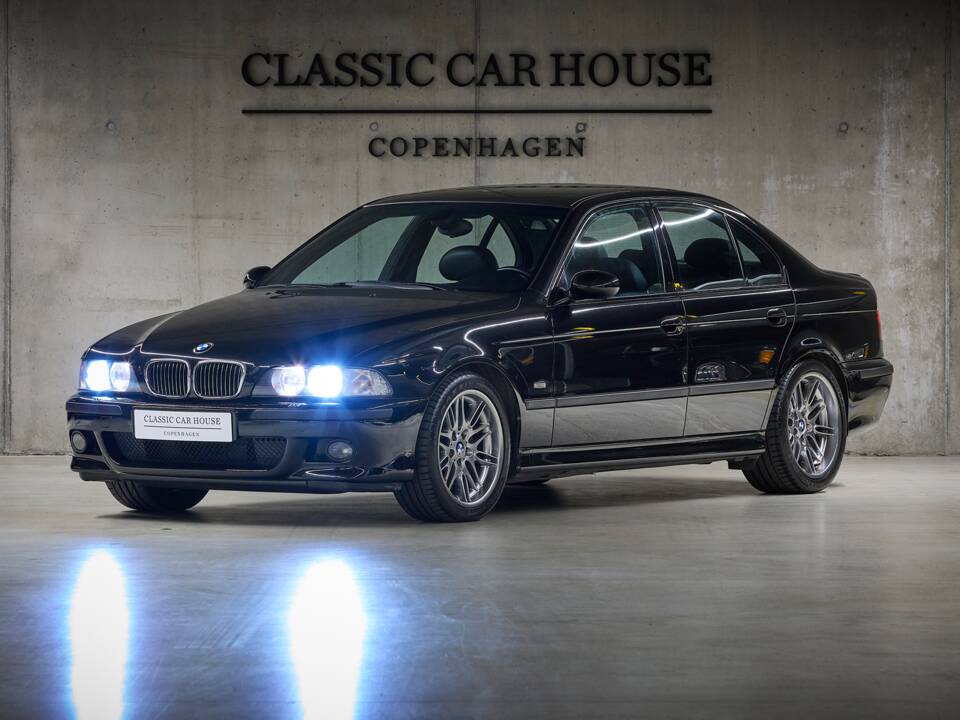Image 4/99 of BMW M5 (2000)