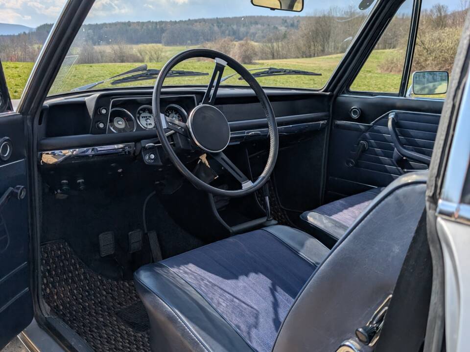 Image 21/41 of BMW 2002 (1968)