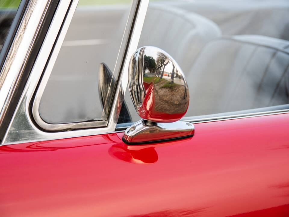 Immagine 15/94 di Alfa Romeo 2600 Spider (1964)