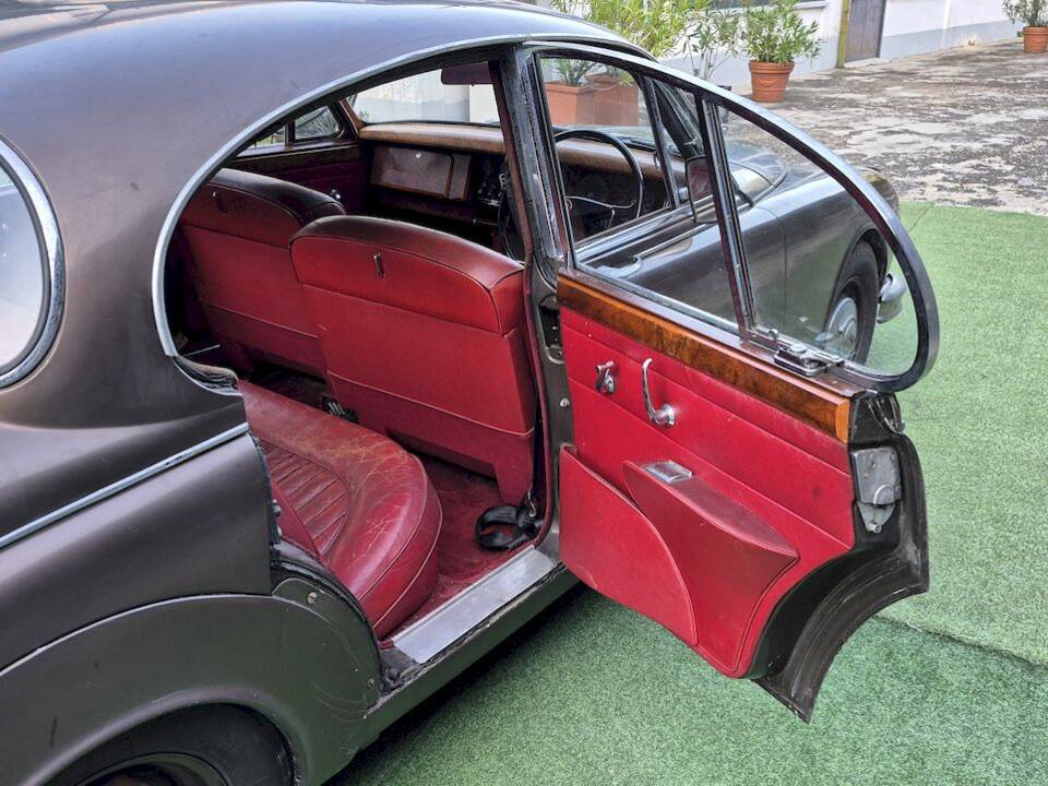 Bild 46/76 von Jaguar Mk II 2.4 (1963)