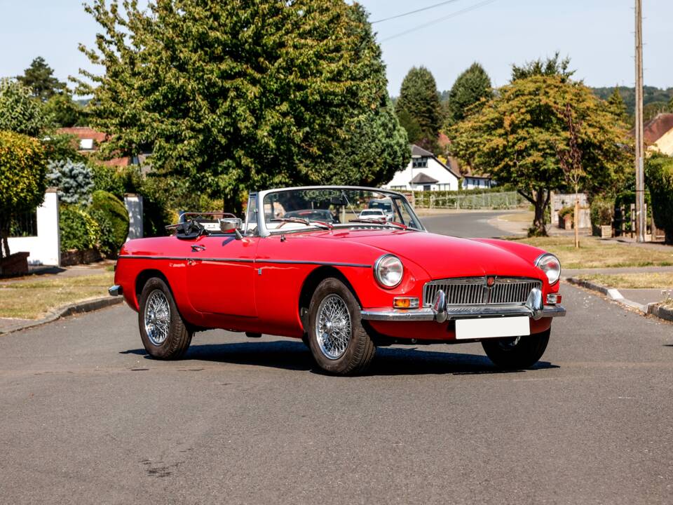 Image 1/41 de MG MGB (1972)
