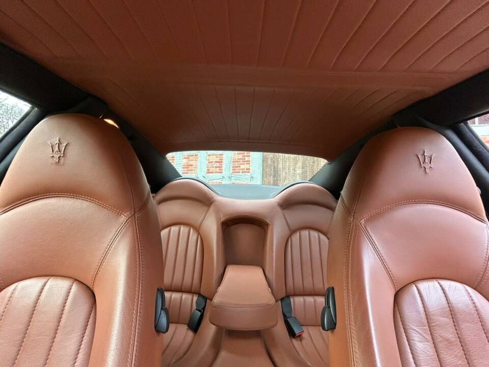 Afbeelding 12/22 van Maserati 4200 (2002)