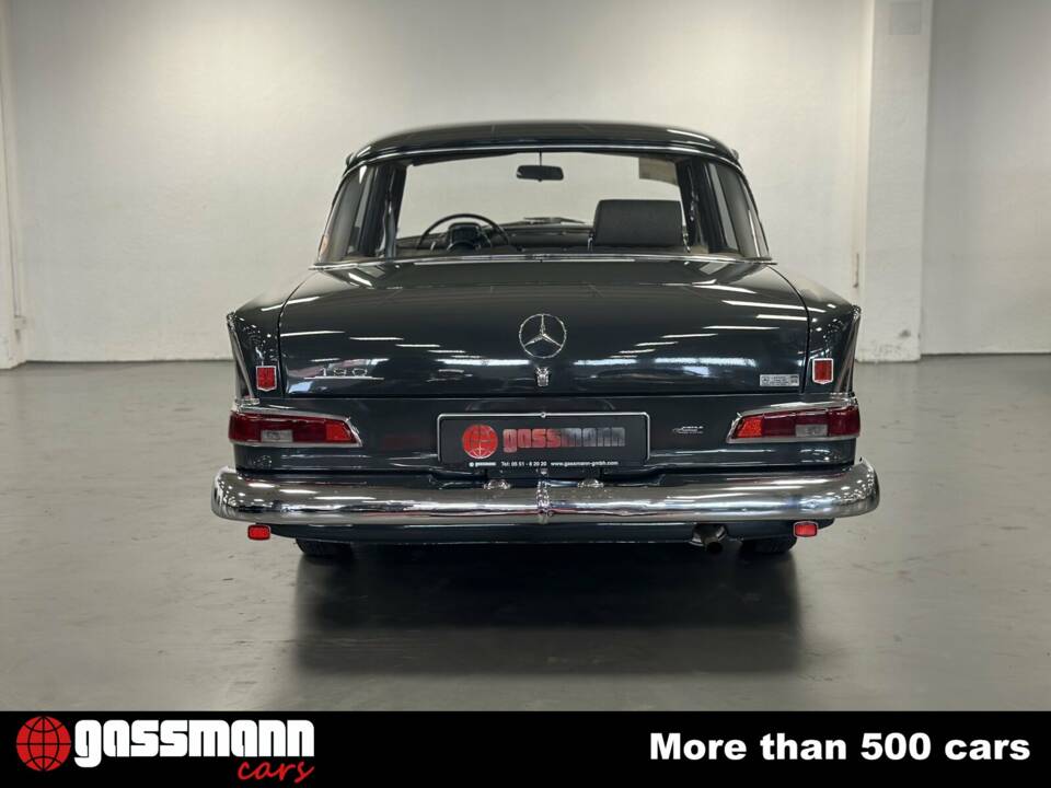 Image 6/15 de Mercedes-Benz 190 c (1964)