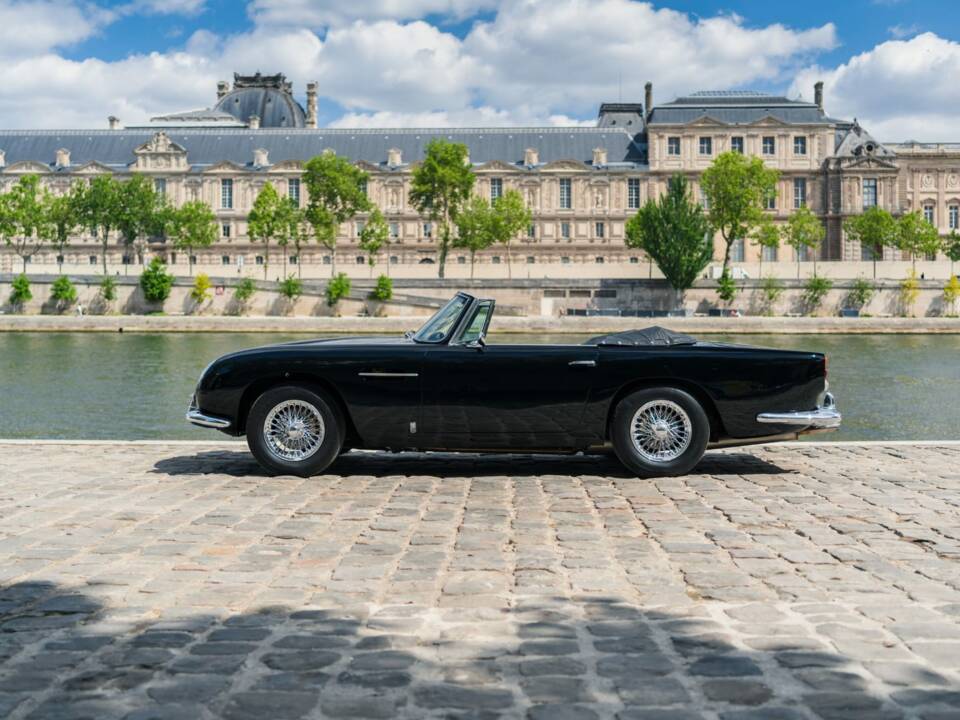Afbeelding 6/75 van Aston Martin DB 5 Volante (1964)