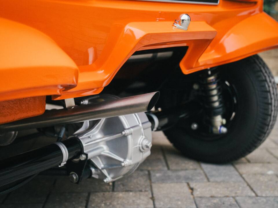 Image 17/56 of Bond Bug (1973)