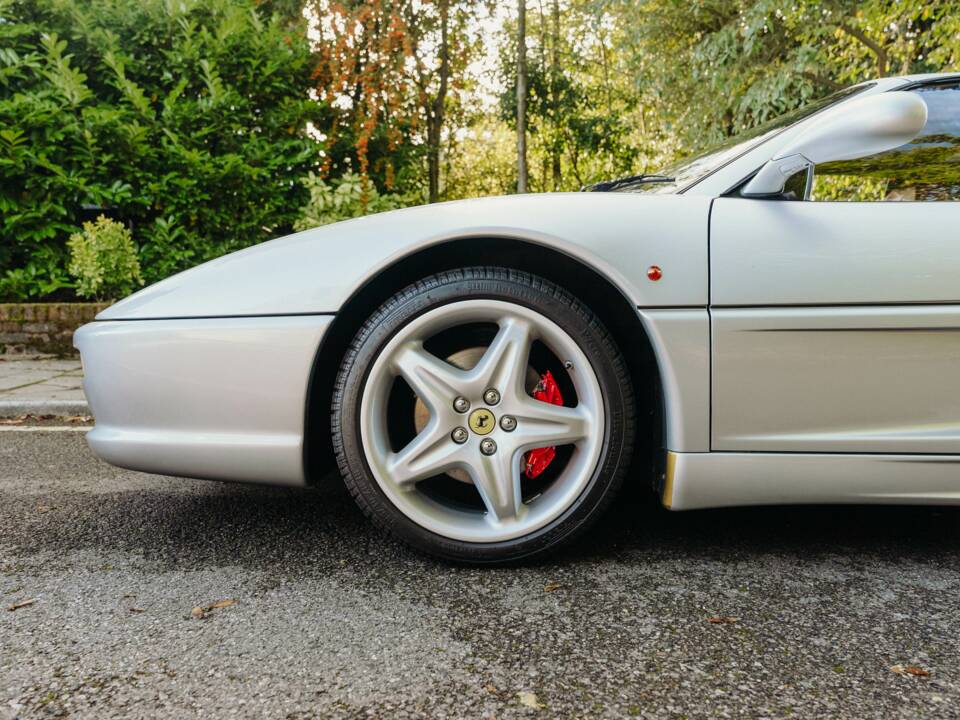 Bild 39/50 von Ferrari F 355 GTS (1998)