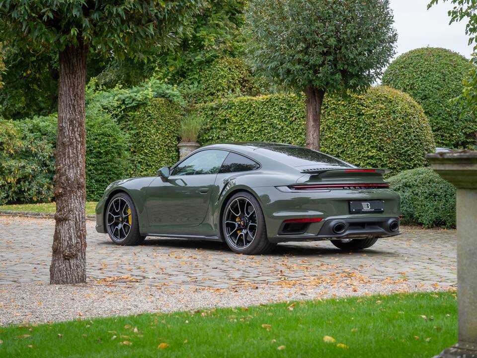 Bild 22/26 von Porsche 911 Turbo S (2023)