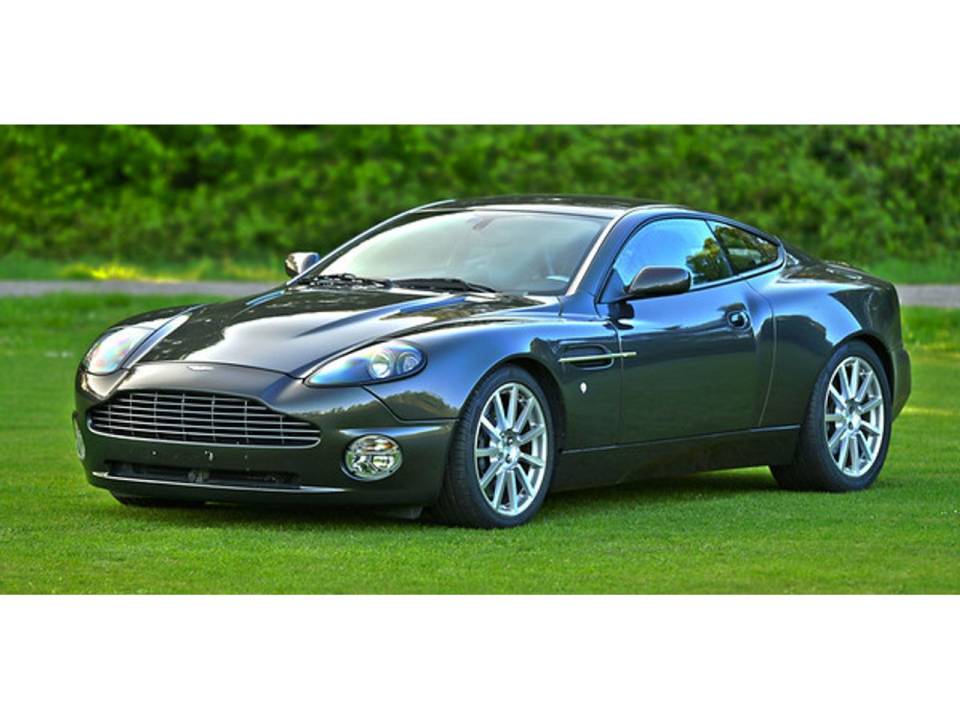 Afbeelding 10/12 van Aston Martin V12 Vanquish S (2005)