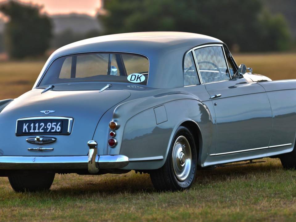 Image 12/49 de Bentley S 1 (1956)