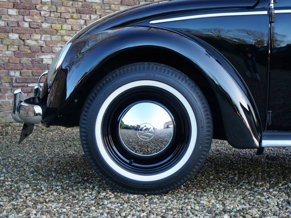 Immagine 31/50 di Volkswagen Beetle 1200 Standard &quot;Oval&quot; (1955)