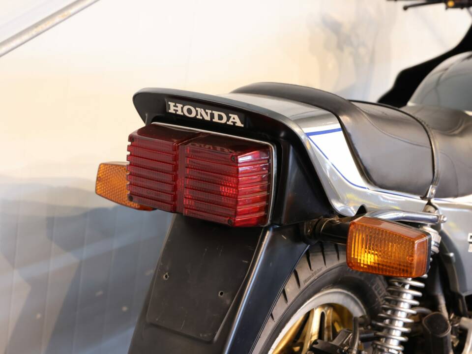 Bild 5/21 von Honda CB 900 F2 (1982)