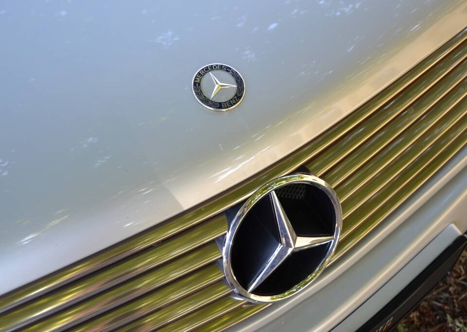 Imagen 37/50 de Mercedes-Benz 300 SL (1991)