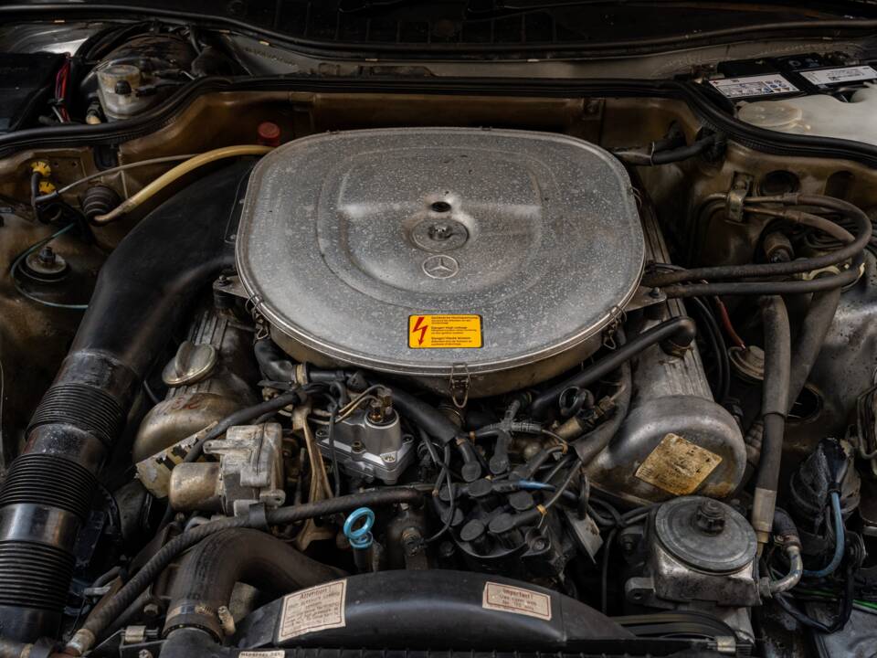 Bild 5/50 von Mercedes-Benz 500 SEL (1984)